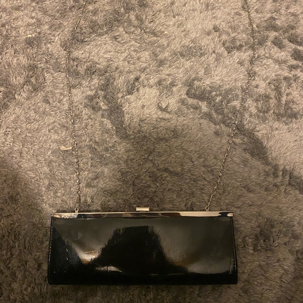 Black clutch purse!!